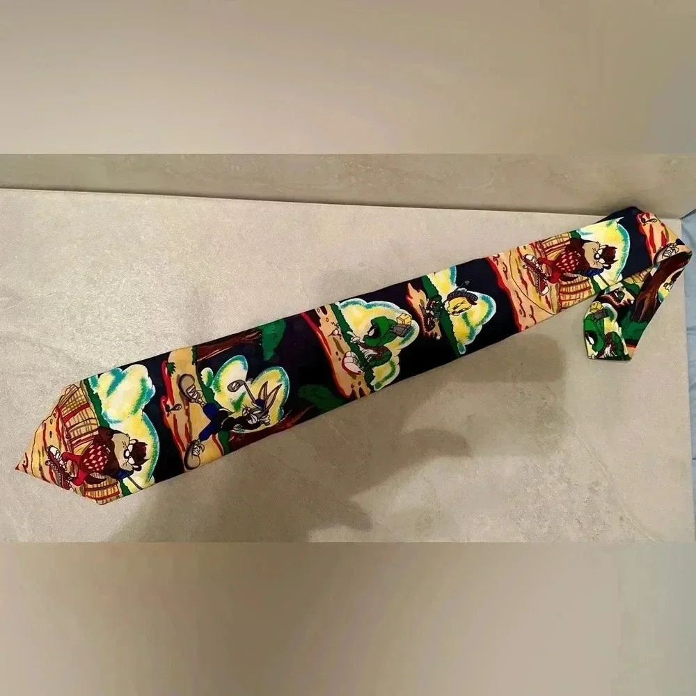Mens Looney Tunes Bugs Taz Mens Novelty Necktie Tie